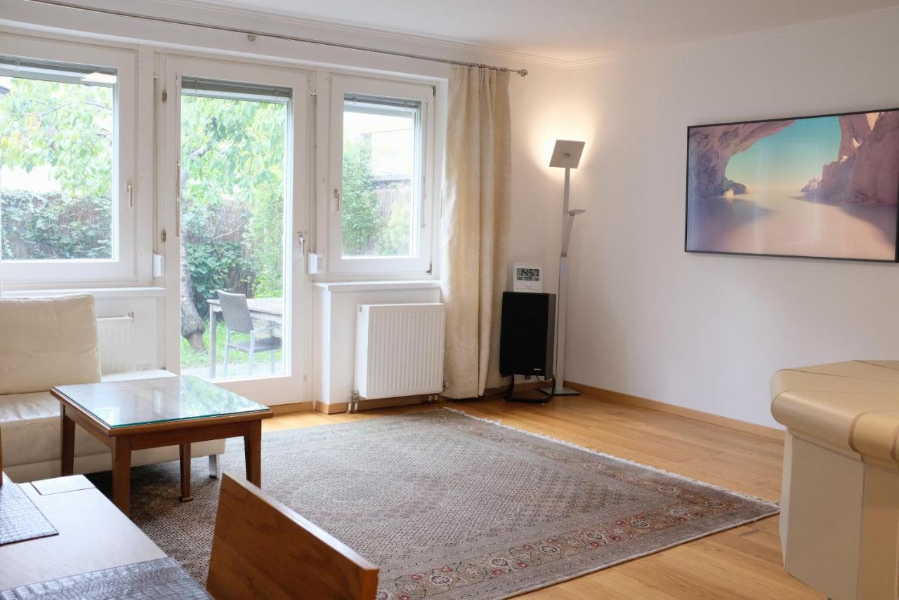 Town House Near Metro & Vienna City Center מראה חיצוני תמונה
